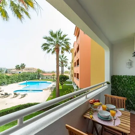 W Swim Pool And Seaview Апартаменти