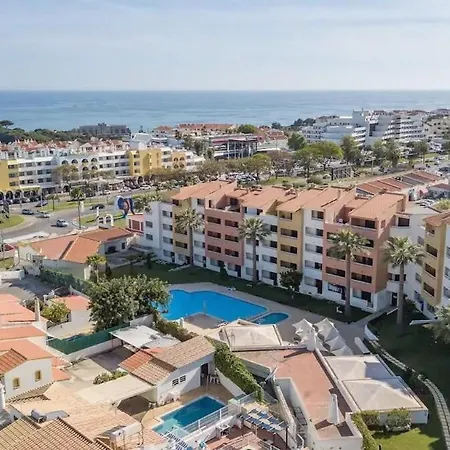 W Swim Pool And Seaview Албуфейра