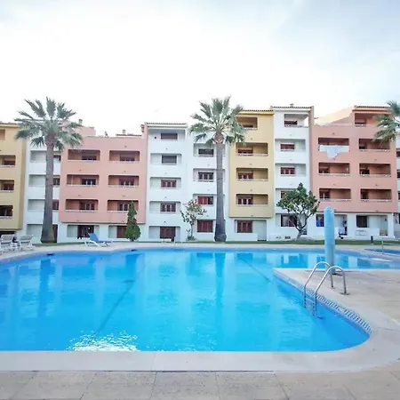 W Swim Pool And Seaview * Albufeira