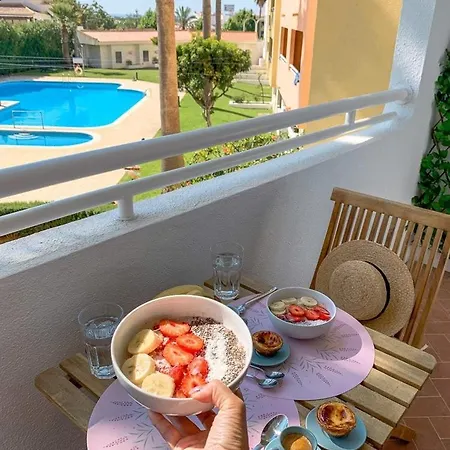 W Swim Pool And Seaview * Albufeira