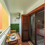 Apartmán W Swim Pool And Seaview